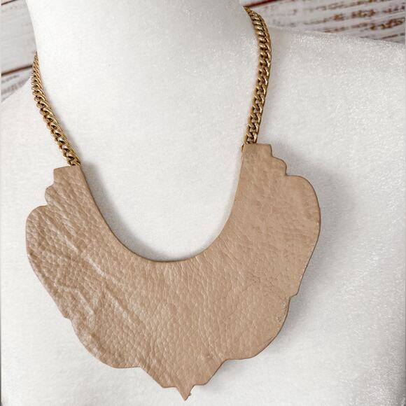 Stella & Dot Giverny Embroidered Bib Statement Necklace, EUC, MSRP $198 - Picture 9 of 9